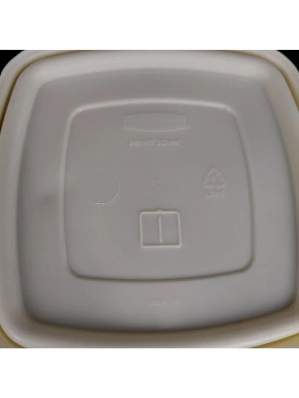 Rubbermaid Servin' Saver Container Replacement Lid Only Square #1 Almond Set 3